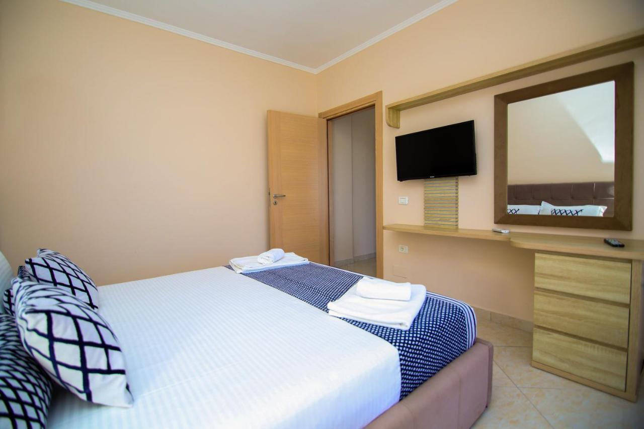 Bel Ami Suita Hotel Orikum Εξωτερικό φωτογραφία